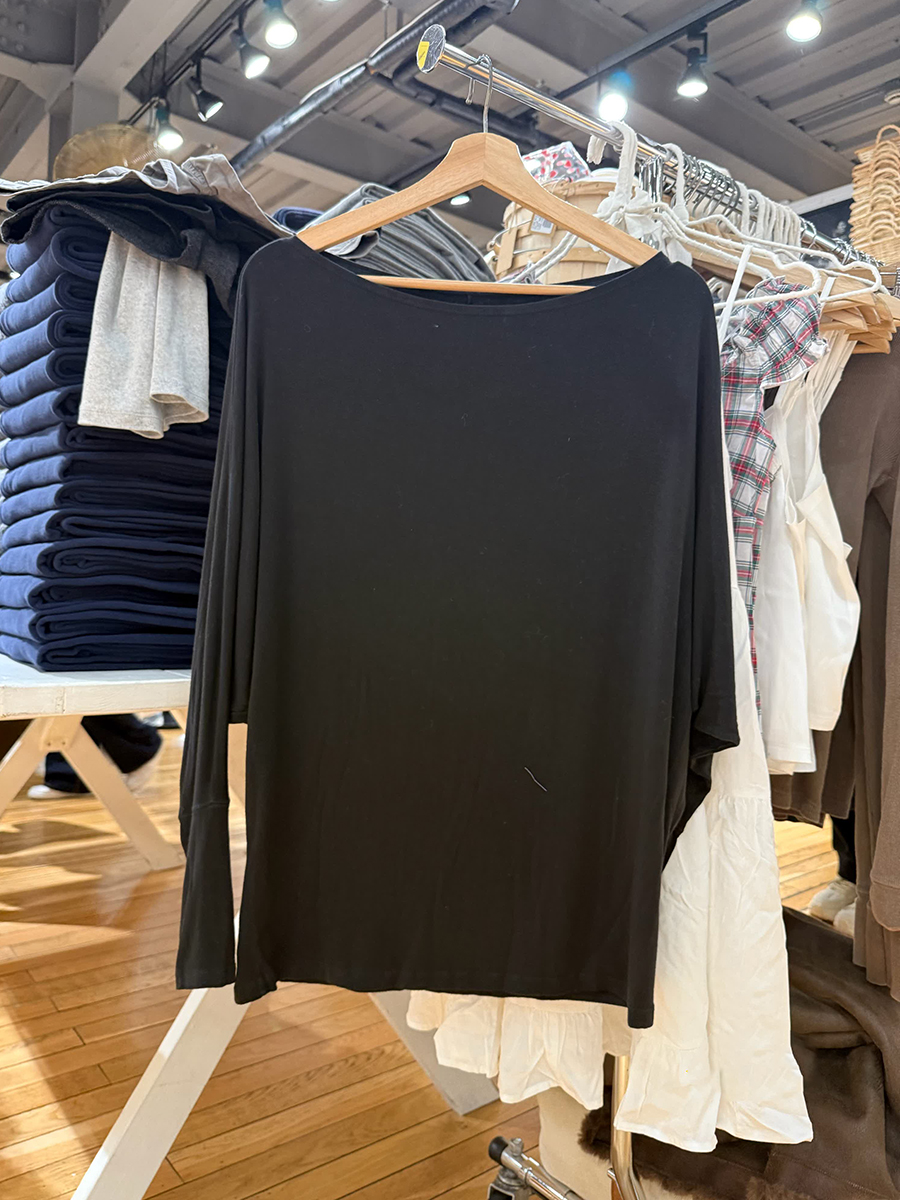 T-shirts noirs à manches longues chauve-souris pour femmes, élégants, doux, col bateau, en coton, style vintage, simples, polyvalents, hauts Y2K