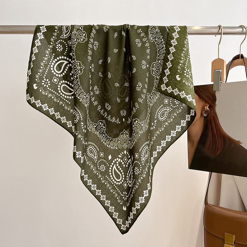 Écharpe carrée imprimée de luxe pour femme, 2024 coton, châle de printemps, enveloppes pour cheveux, main, poignet, sauna, kerchepostal, hijab, bandana, 70cm