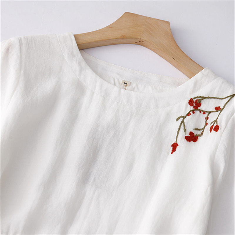 Robes longues blanches brodées vintage d'été pour femme 2026, robe décontractée respirante de couleur unie, vêtement élégant pour femme.