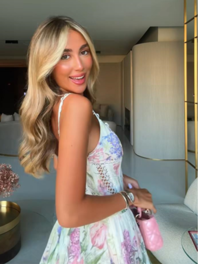 Robe plissée chic pour femme, imprimée, col en V, dentelle ajourée, coupe trapèze, bretelles spaghetti, collection été 2026
