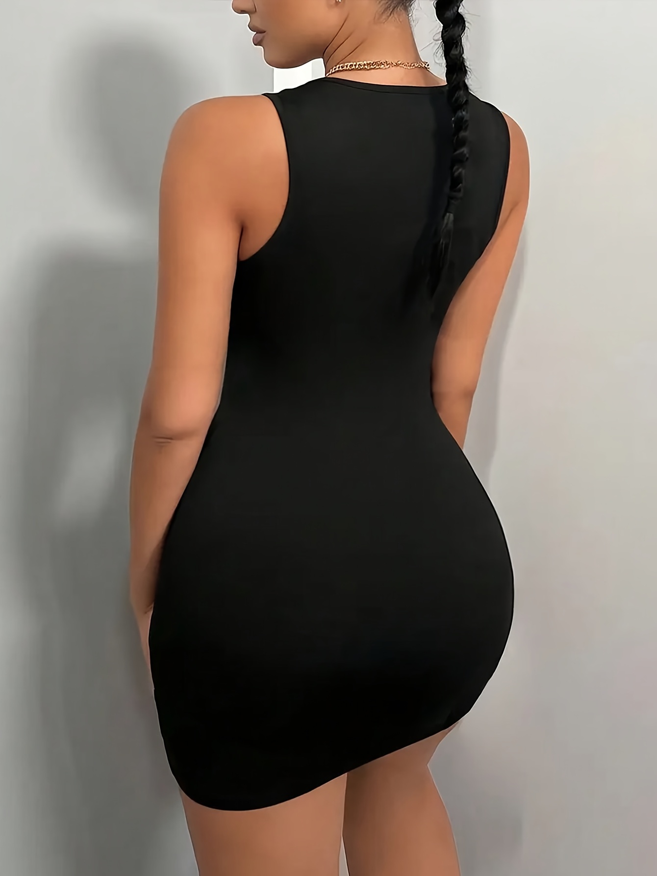 Robe courte moulante sans manches à col rond et imprimé lèvres sexy, couleur unie, pour femme, collection décontractée et tendance 2026