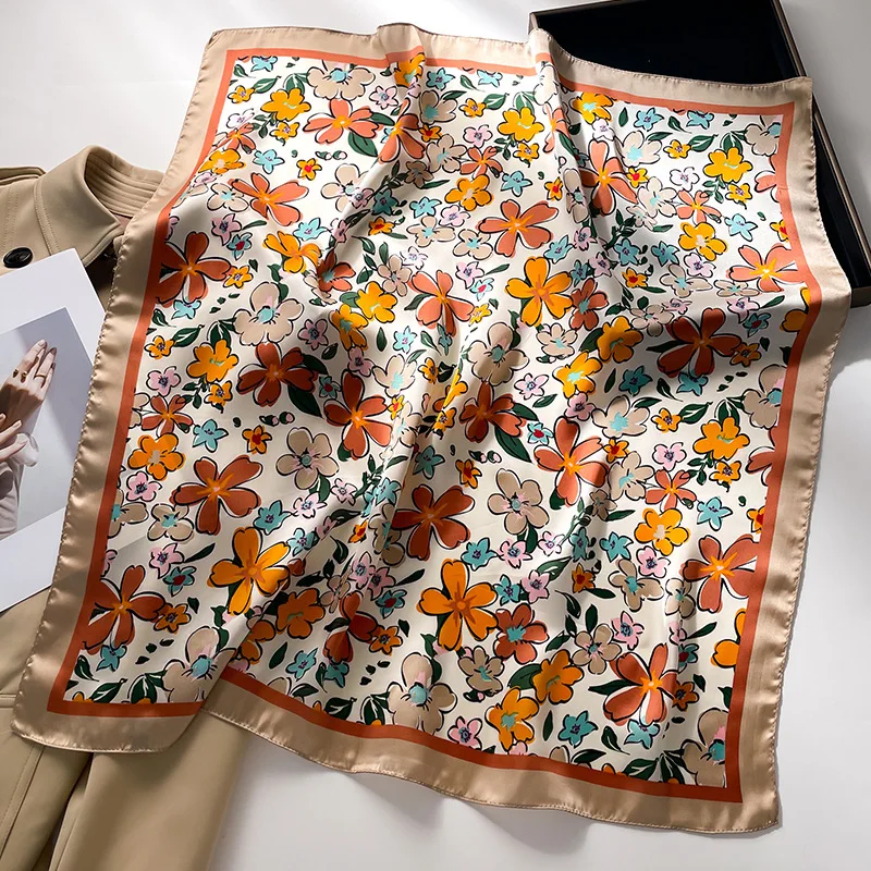 Écharpe carrée de luxe pour femmes, hijab élégant, foulard doux à motifs floraux, châle tendance pour les voyages