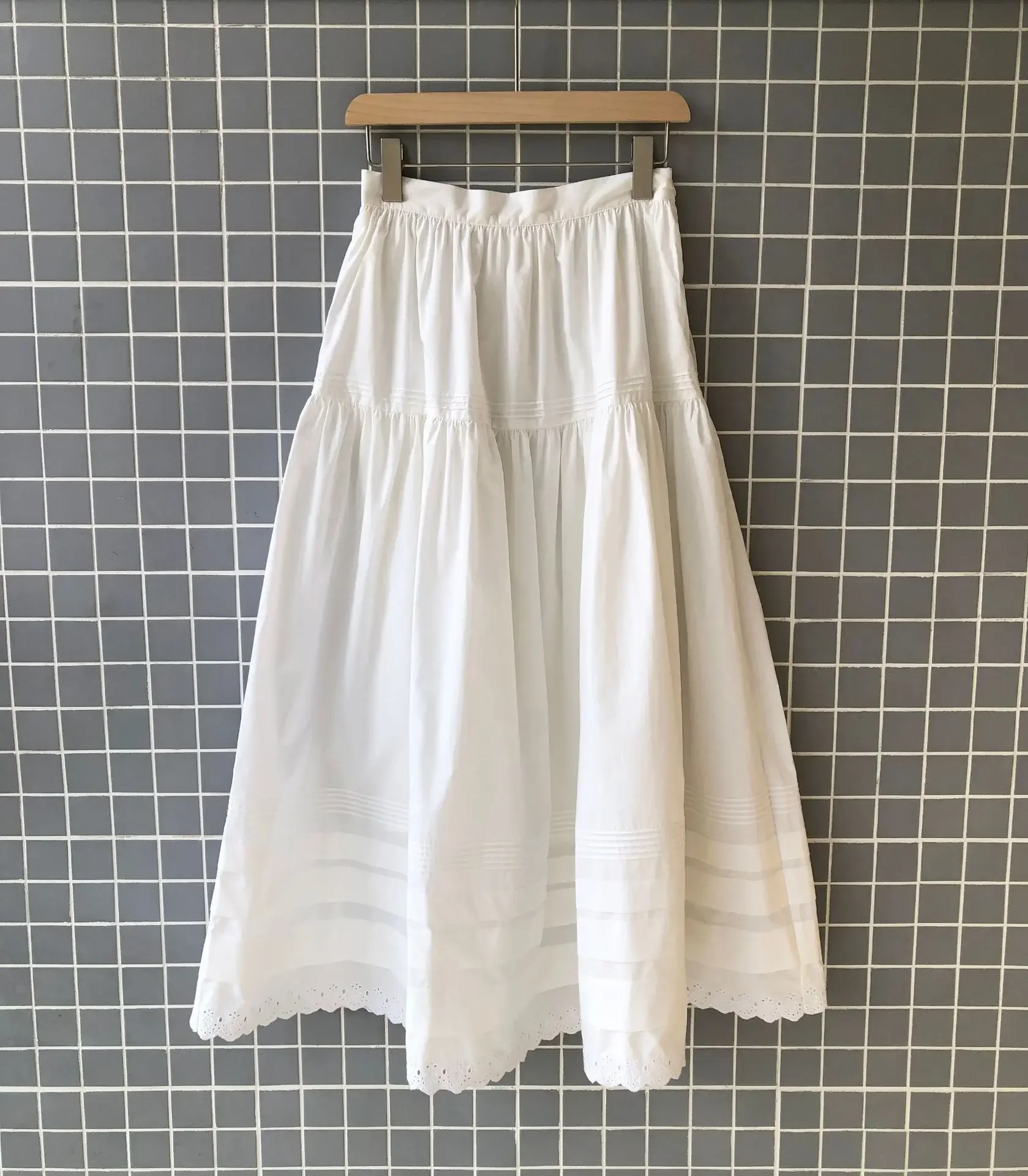 Jupe midi pour femme 100% coton, broderie patchwork, taille haute, coupe évasée, 2 couleurs