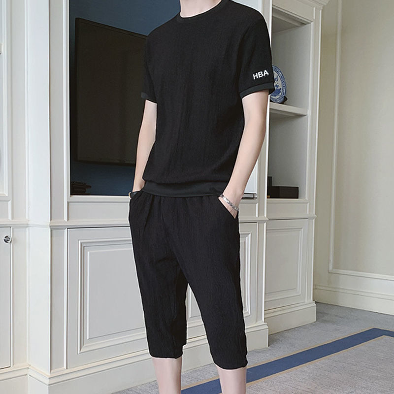 Nouveaux ensembles d'été pour hommes, vêtements de sport décontractés en soie glacée légère, respirants, t-shirt à manches courtes, shorts, ensemble de sport tendance, M-4XL