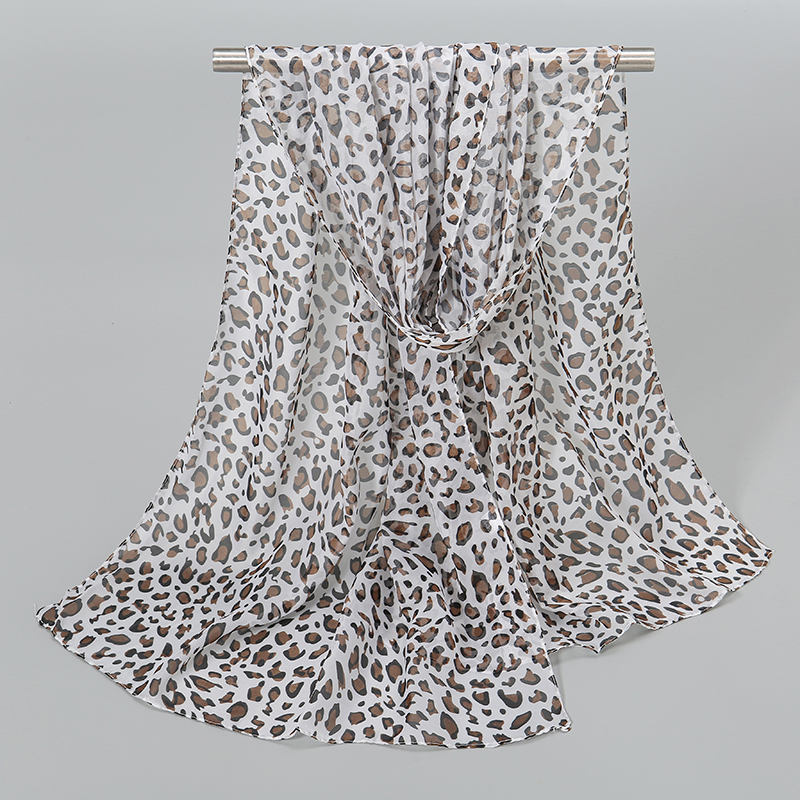 Écharpe en mousseline de soie à imprimé léopard pour femme, châle, crème solaire, injplanchers f, turban long, rond, plage, voyage, accessoires de plein air, bande de chimsauna
