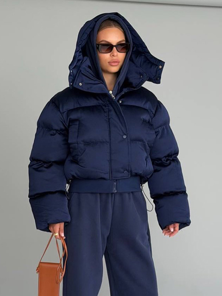 Veste courte matelassée pour femme, à capuche amovible, taille ajustable par cordon, épaules tombantes, manches longues, coupe ample, veste d'hiver rembourrée.