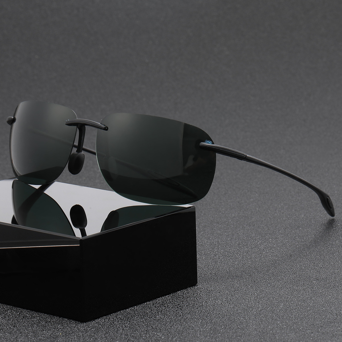 Lunettes de soleil polarisées pour hommes et femmes, monture sans bordure Tr90, légères et durables, protection pour la course à pied, la pêche, le baseball