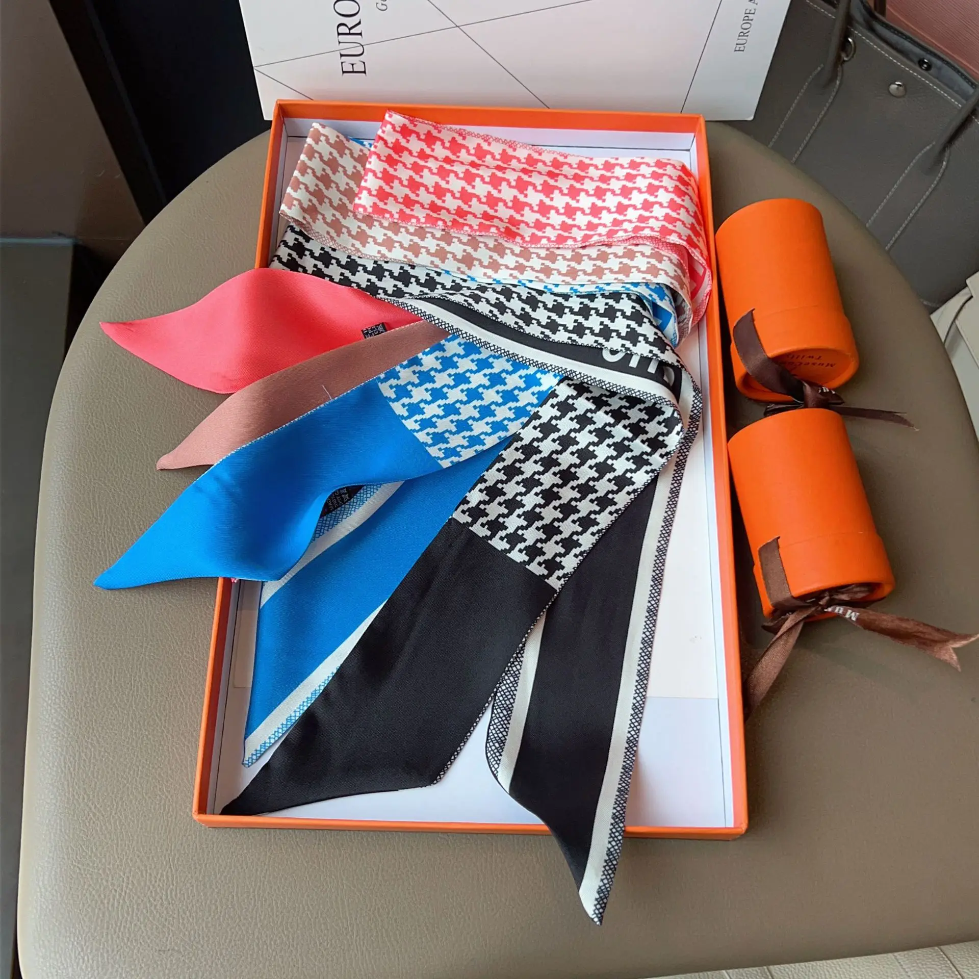 Mini-foulard en soie imprimé à carreaux, bandeau, ruban de poignée pour sac, ruban tendance et à la mode pour l'été, motif œil-de-perdrix classique D Home
