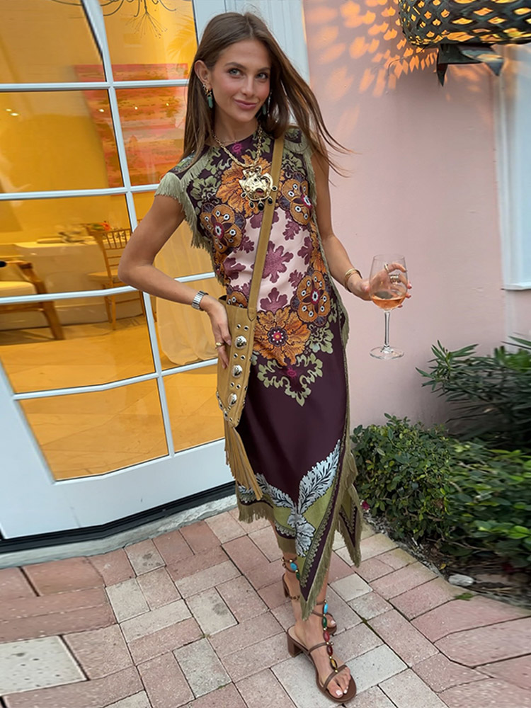 Robe élégante imprimée pour femme, sans manches, à franges, coupe ajustée, asymétrique, collection Printemps-Été 2026, chic, pour les vacances