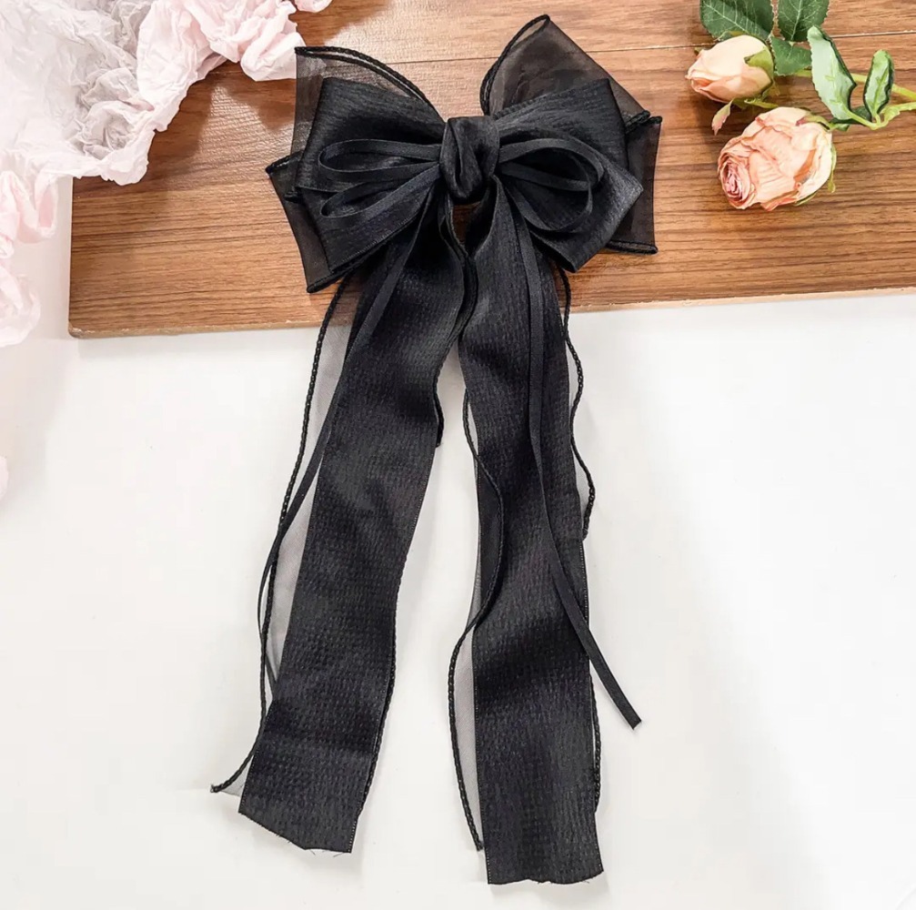1 pièce Pince à cheveux élégante et mignonne avec nœud en organza, grand tulle à volants et pompons en satin, idéale pour coiffures gothiques vintage et événements