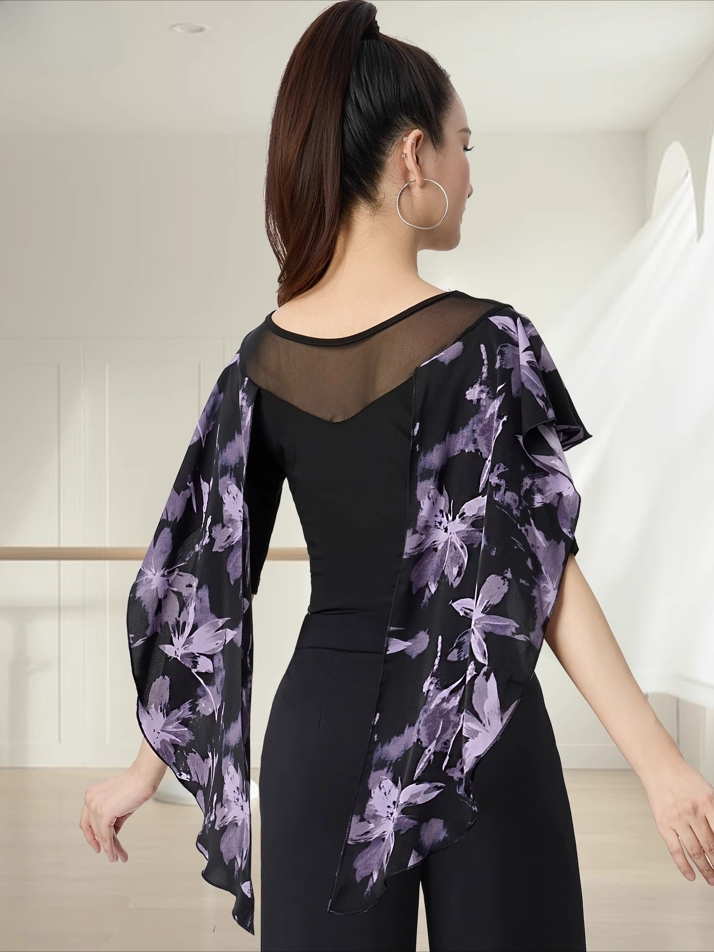 Vêtements de danse pour femmes, hauts d'été imprimés, ligne latine, Costume de danse, nouveaux produits, danse de salle de bal, vêtements d'entraînement pour femmes, noir