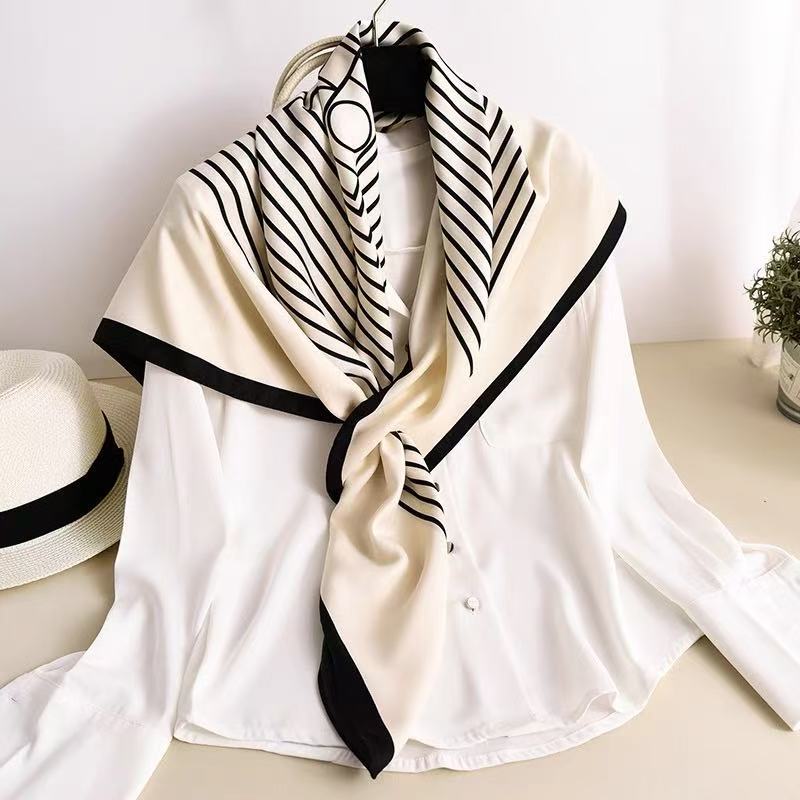 Écharpe en soie 100% à rayures géométriques noires et blanches pour femmes, foulard carré en satin de luxe, bandeau multifonctionnel, accessoires pour sac