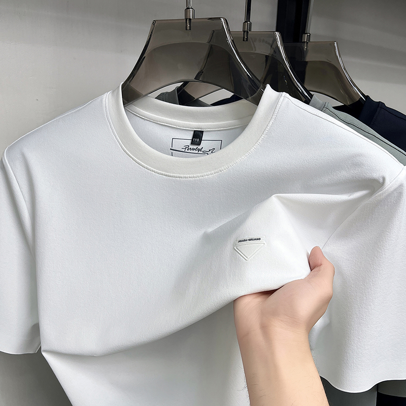 De luxe glace soie manches courtes col rond t-shirt marque mode triangle en Gaufrage homme été respirant décontracté haut de qualité Hauts