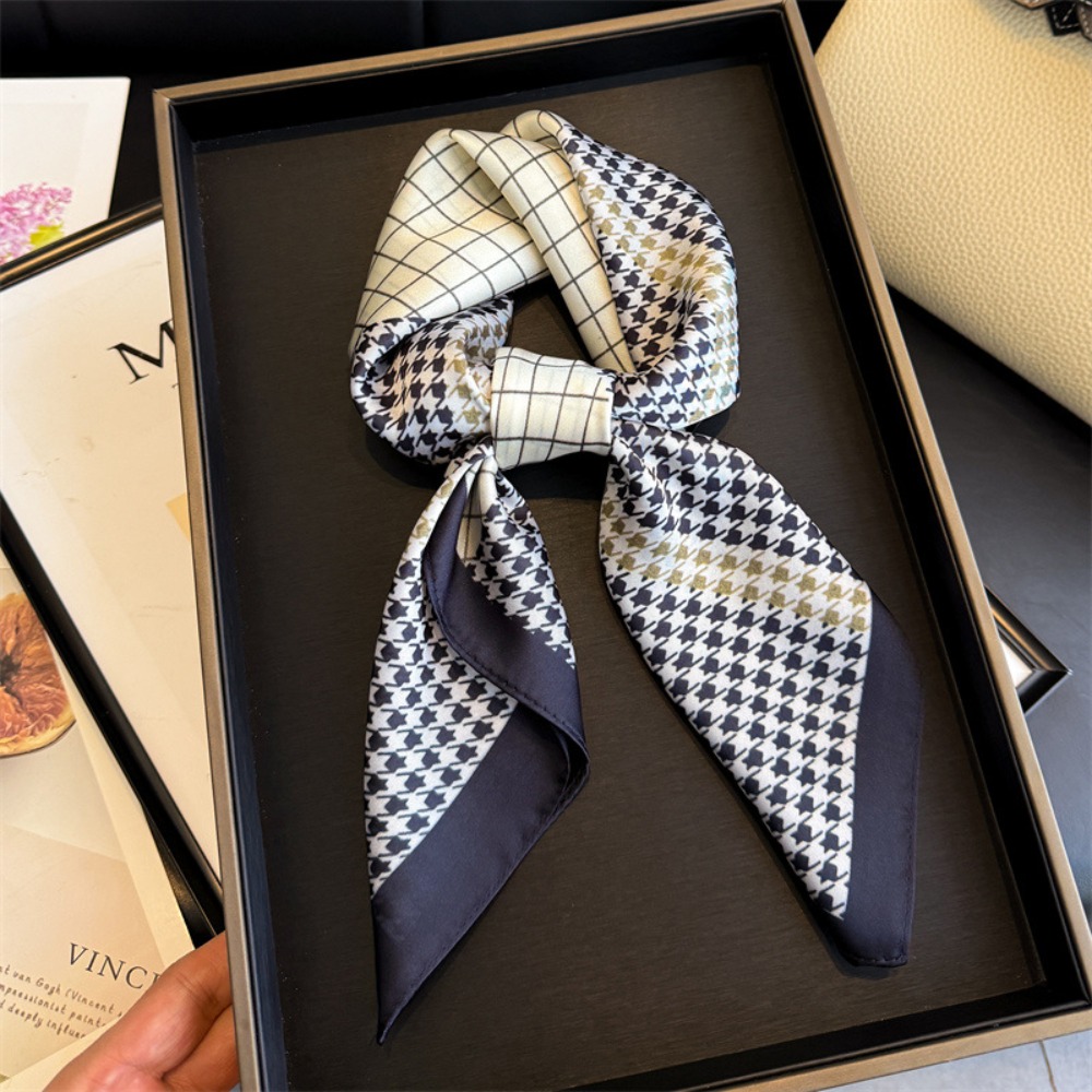 Nouveau Foulard Carré Imprimé Effet Soie pour Femme, Bandeau Cheveux, Écharpe Printemps, Châle et Étole