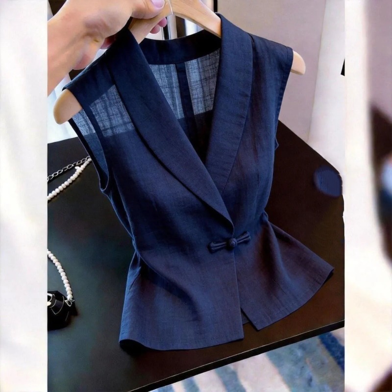 Gilet pour femme, collection automne 2026, design tendance, style coréen, confortable et élégant