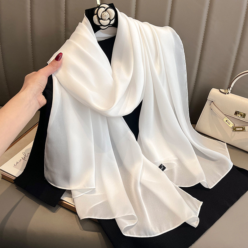 Printemps été dame mince soie sentiment écharpe couleur unie châle enveloppement femmes plage voyage Protection solaire foulards Foulard Bufandas