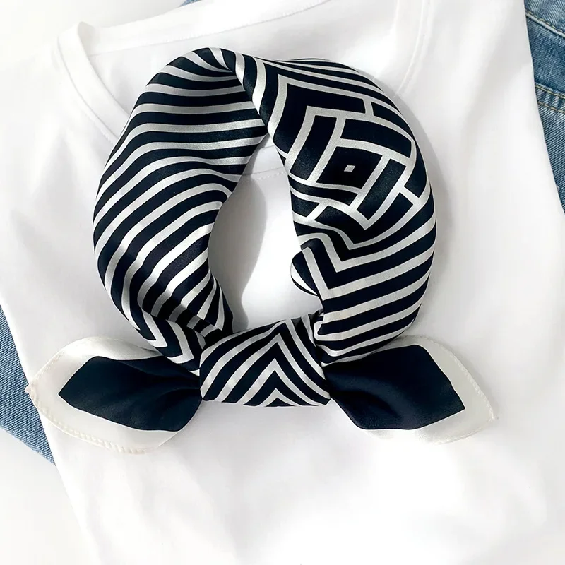 Foulard de cou rayé noir et blanc pour femme, marque de luxe, 100% naturel, injBandana, doux, petit carré, sous la présidence, SD0085