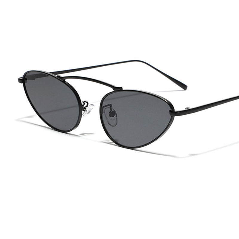 Marque de luxe lunettes de soleil œil de chat femmes 2025 mode Unique petites lunettes de soleil ovales à la mode cadre en métal Cool Triangle lunettes UV400