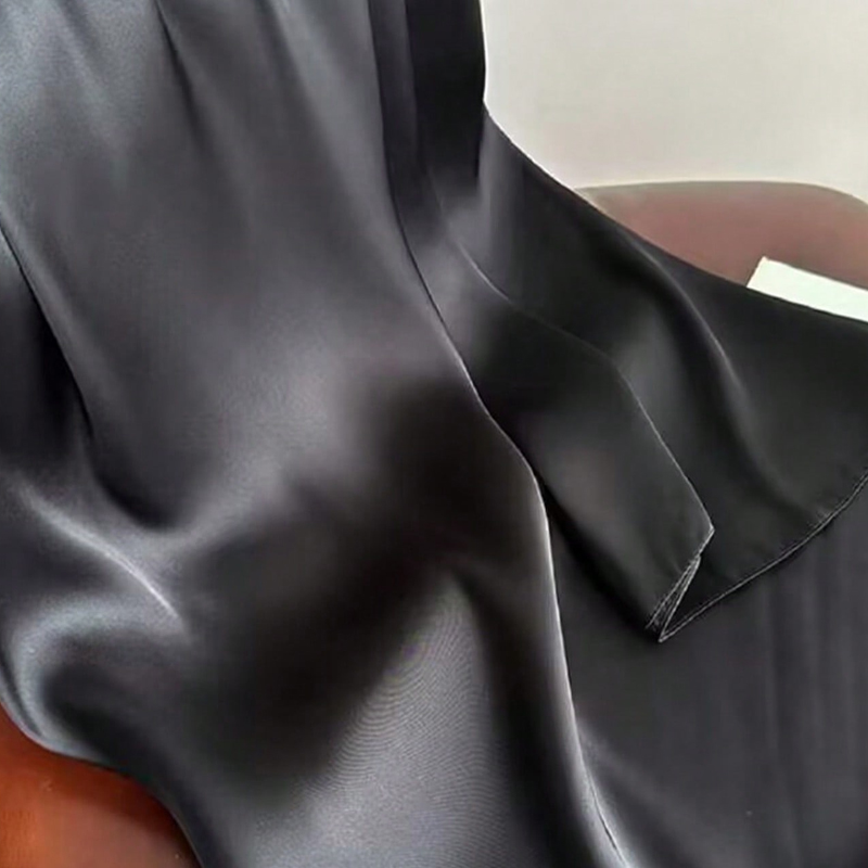Écharpe en satin lisse de couleur unie, style bohème classique pour femme, châle décontracté d'automne, protection solaire, foulard adapté à la vie quotidienne