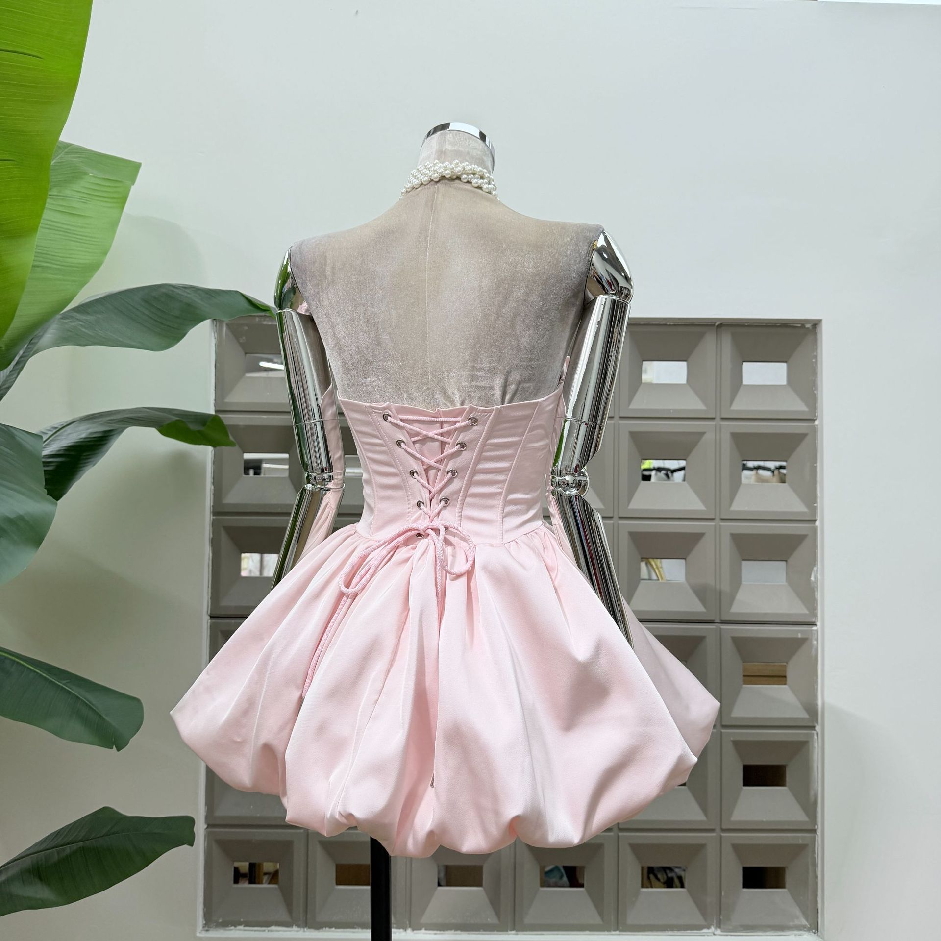 Robe de soirée élégante pour femme, mini-robe bustier avec nœud, style corset, à volants, coupe trapèze, avec short intégré, pour fête d'anniversaire, bal de promo, soirée