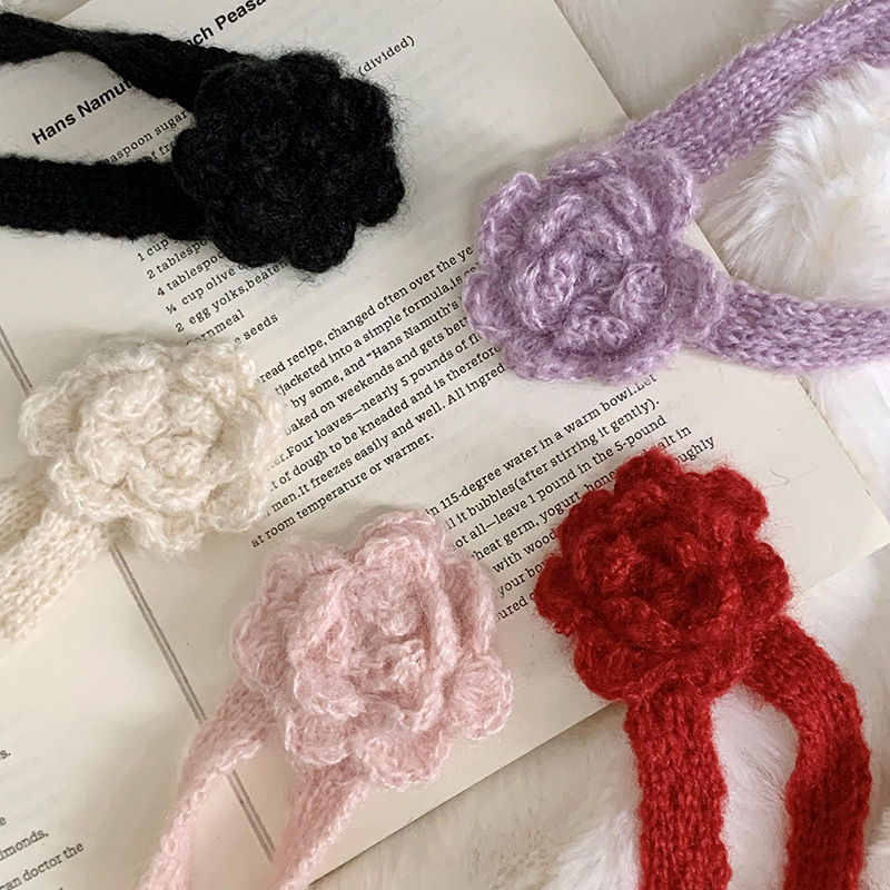 Écharpe fine en rose rouge pour femmes, style printemps-automne, tricotée à la main, crochetée, bande étroite, tendance, polyvalente
