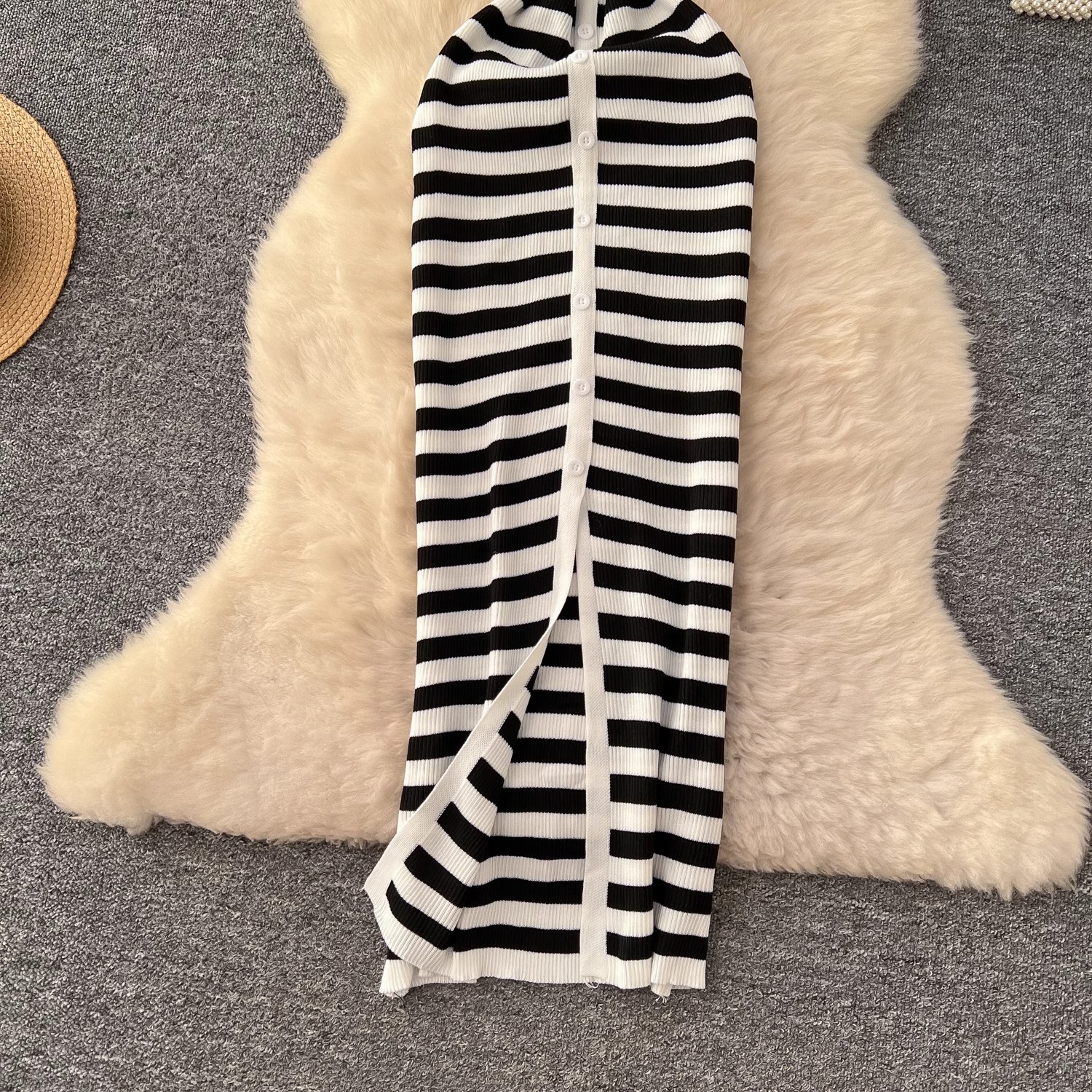 YuooMuoo Chic mode Sexy Wrap hanches tricoté Maxi robe 2026 été femmes simple boutonnage rayures robe pull Streetwear Robes