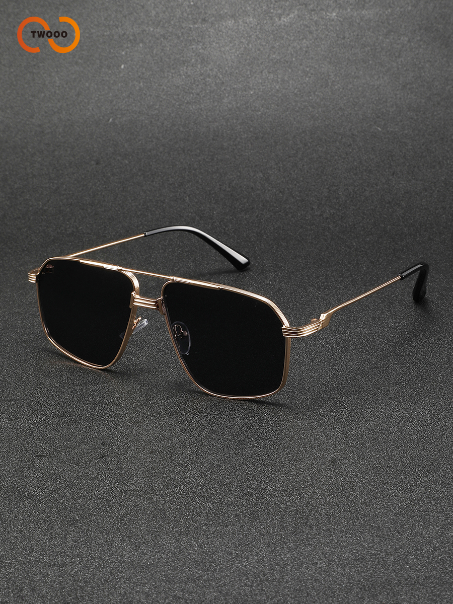 Lunettes de soleil pilote rétro tendance pour hommes, monture en alliage doré et lentille noire, lunettes de conduite carrées vintage cool avec bras antidérapants