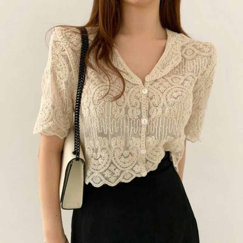 Chemisier en dentelle brodée transparente, hauts à manches courtes, cardigan boutonné sur le devant, tenue d'été bohème pour femmes