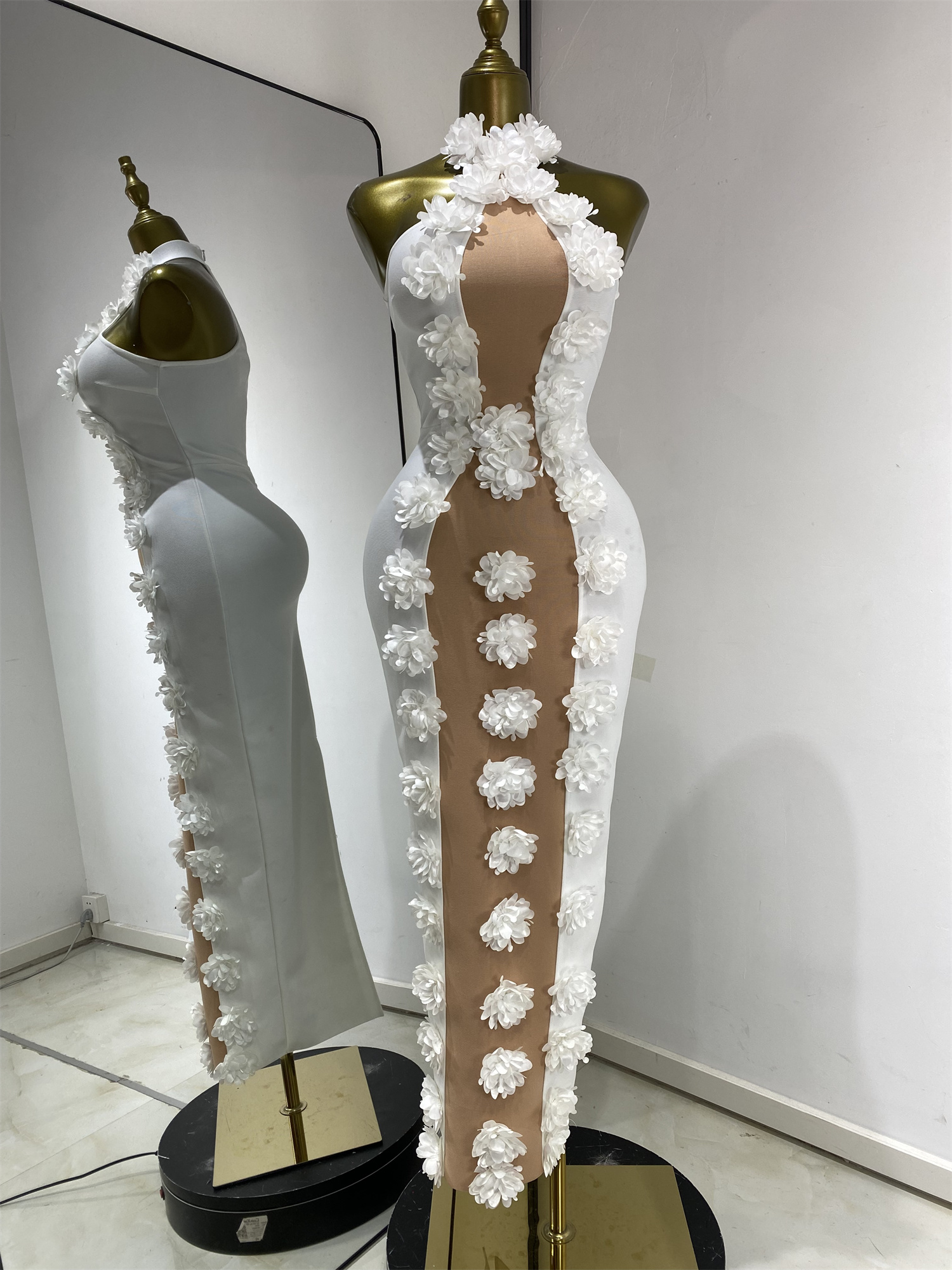Robes bandage blanches pour femmes, élégantes, beige, patchwork, fleurs, sans manches, moulantes, longues, pour soirée, cocktail, rendez-vous