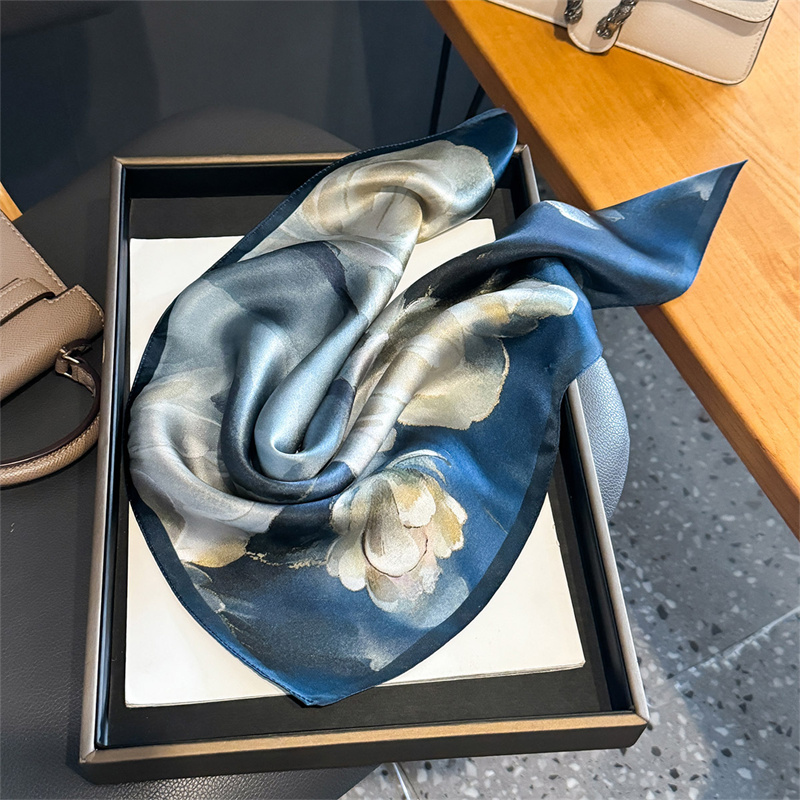 100% soie femmes écharpe de haute qualité luxe 53cm foulards carrés peinture à l'huile Style cou cheveux main poignet Bandana cravate châles conception