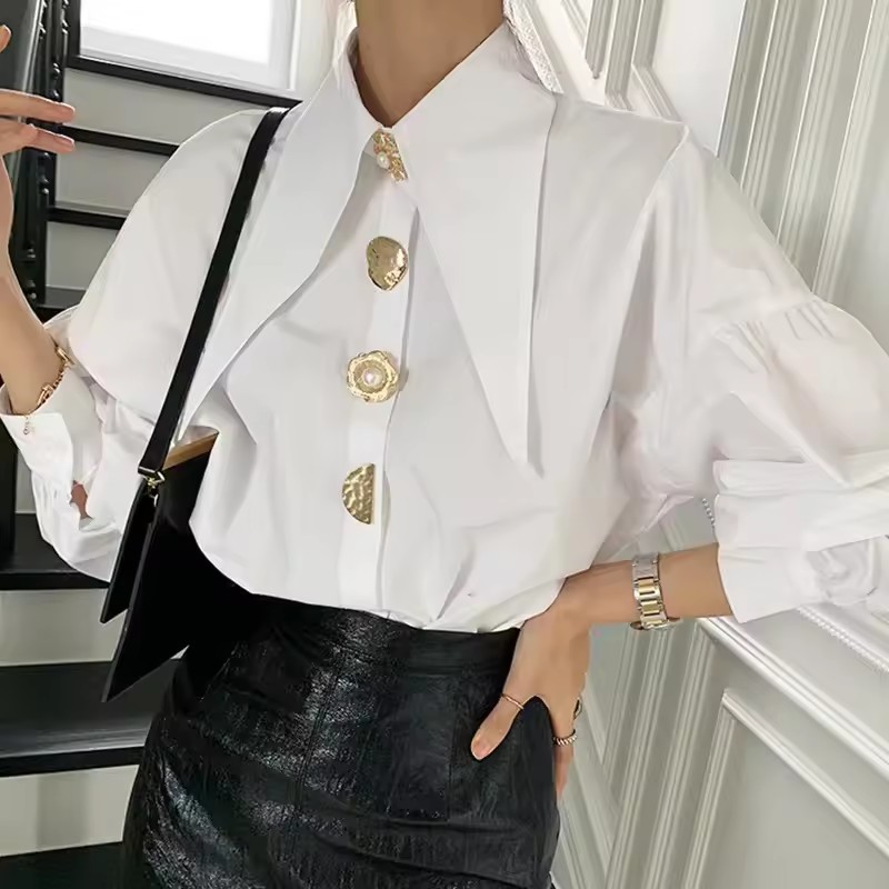 Chemises coréennes pour femmes, blanches, élégantes, avec perles, col d'angle pointu, ample, manches longues, chemisier Chic, hauts féminins, nouvelle collection