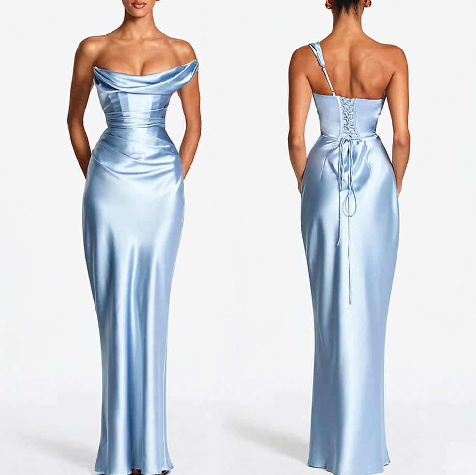 Robe de soirée longue sirène en satin pour femme, à épaules dénudées, col drapé, bretelle spaghetti unique, taille froncée unie, dos lacé