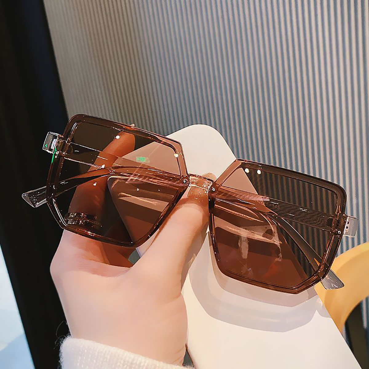 Lunettes de soleil Vintage à grande monture pour femmes et hommes, carrées de marque, rétro, lunettes de soleil polygone pour hommes et femmes ﻿ ﻿