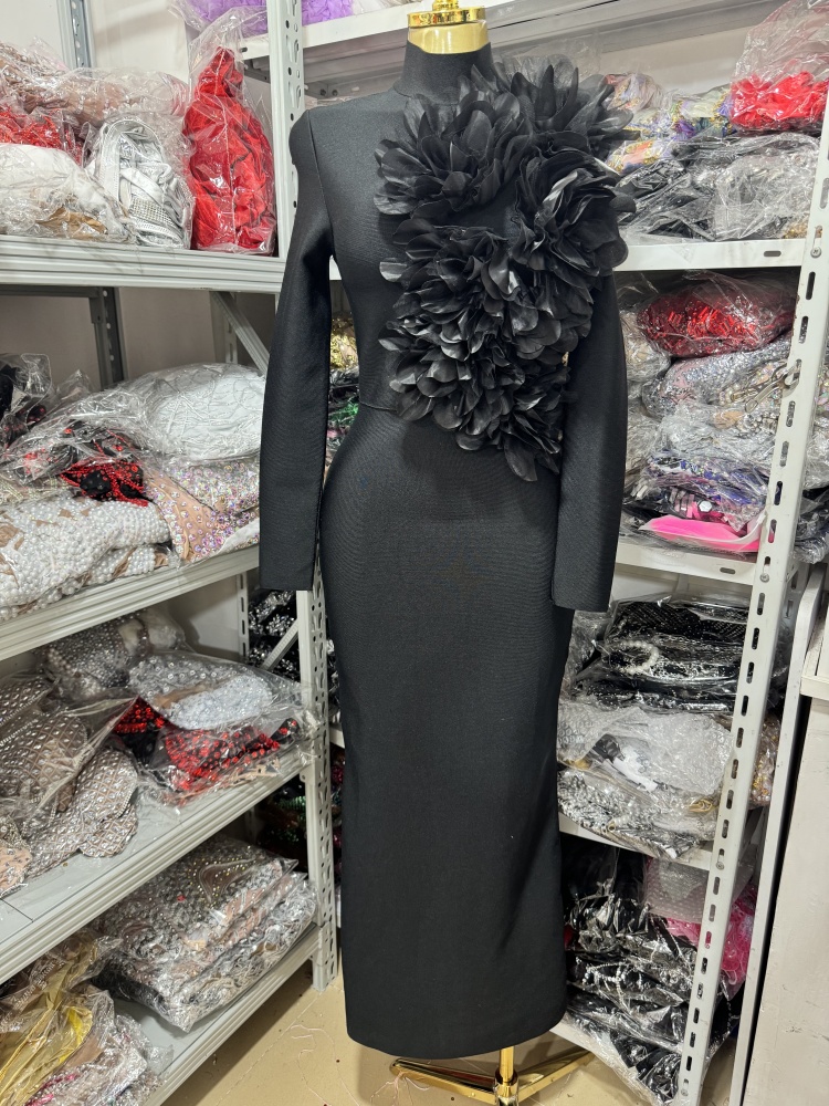 Robe longue à manches longues noire à fleurs pour femmes, nouvelle collection été, robe de soirée élégante et tendance