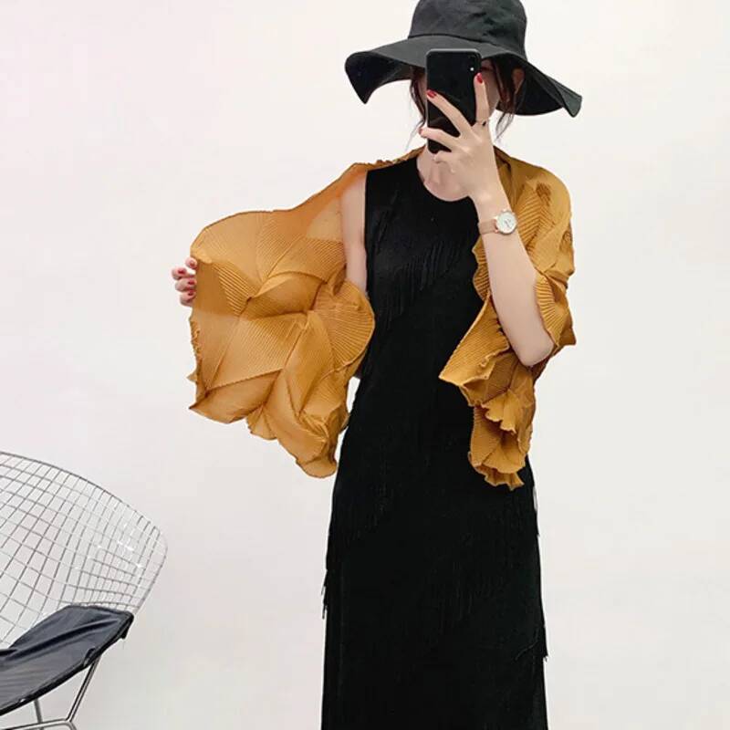 LANMREM plissé à la mode femmes écharpe couleur unie irrégulière élastique décontracté châle crème solaire vêtements tous les accessoires assortis 2DA3694