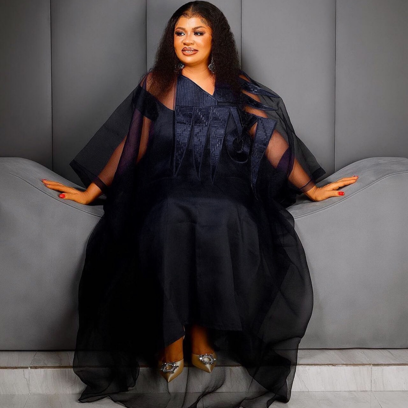 Tenue africaine pour femmes, Abaya noire brodée, grande taille, robe de soirée élégante d'église avec écharpe