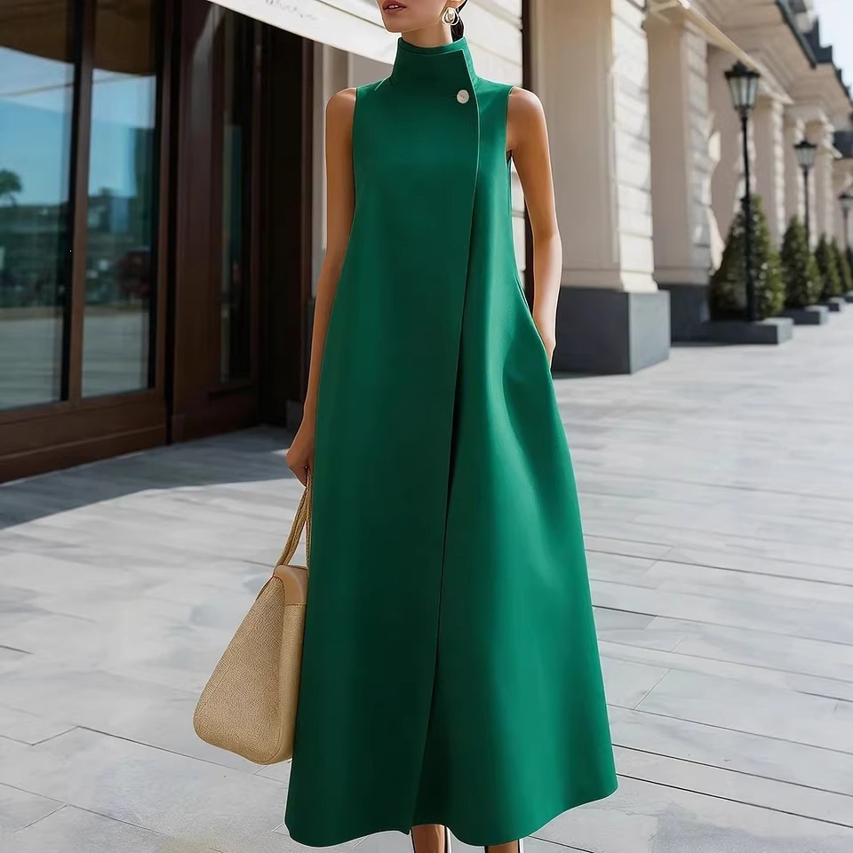 Robe longue plissée ample à taille haute pour femme, col roulé, couleur unie, sans manches, style licou, avec poches, design tendance