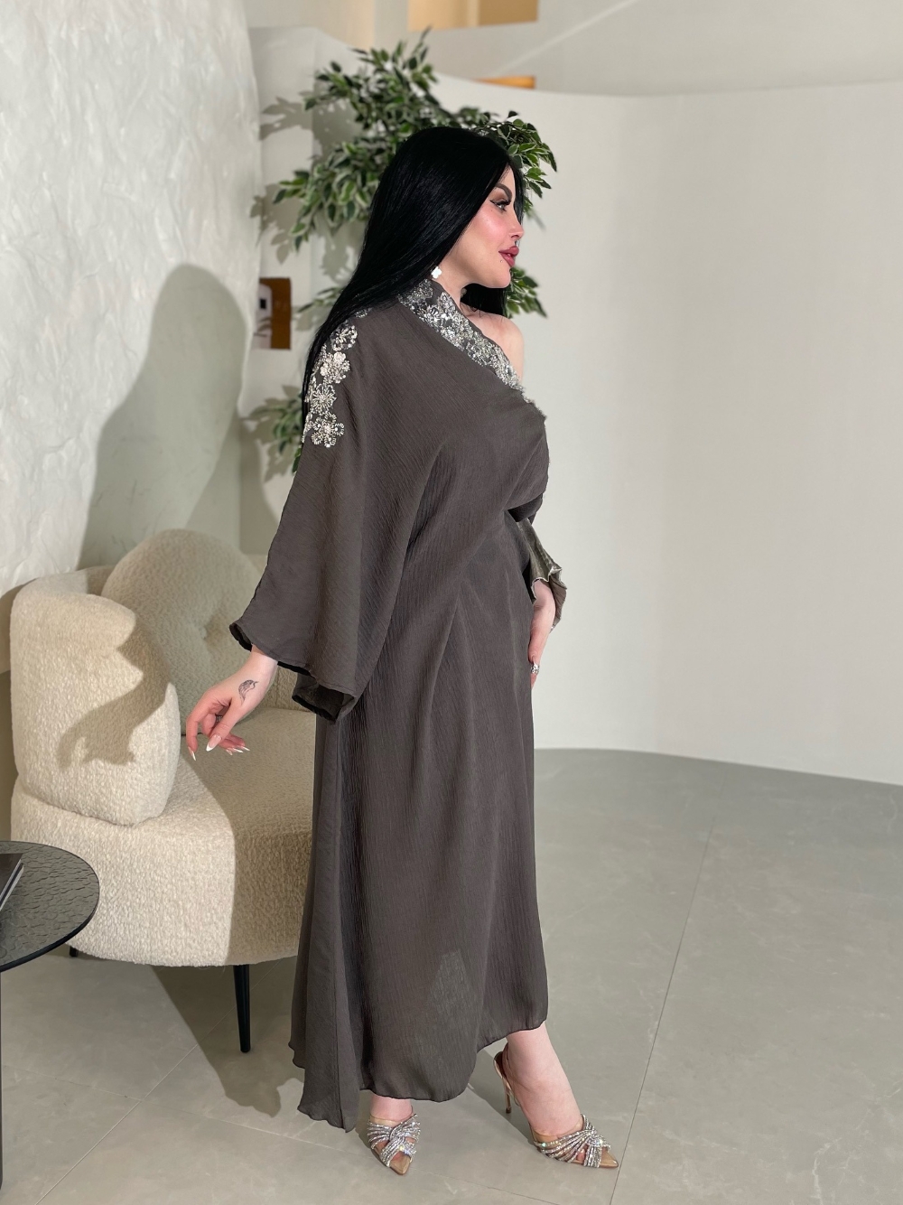Robe de soirée en sequins argentés brodés, grande taille, épaules dénudées, robe de bal pour femmes, abaya fluide, moderne, élégante, tenue de soirée
