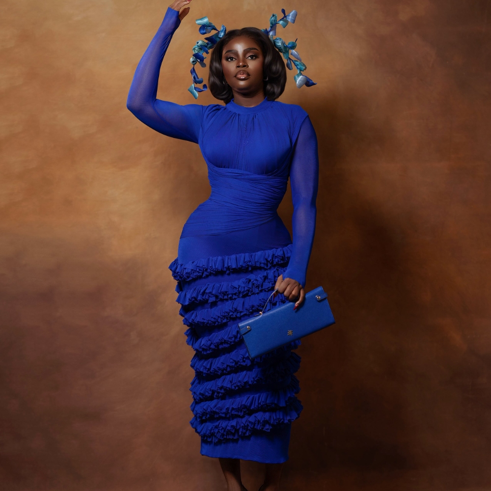 Robe moulante mi-longue bleu roi pour femme, col en V, à volants superposés, manches longues, en maille transparente, élégante pour soirée, cocktail, Aso Ebi
