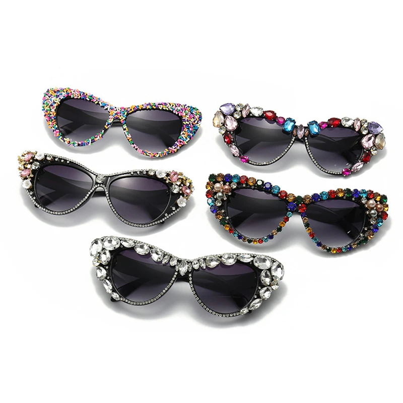 Lunettes de soleil œil de chat pour femmes et hommes, diamant de luxe sexy, design de marque vintage, grand cadre tendance, verre solaire en cristal et biscuits