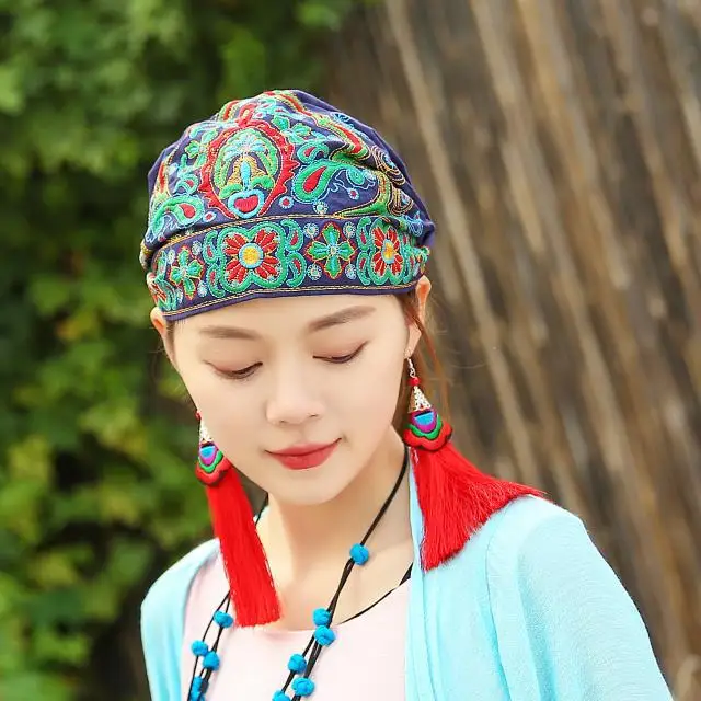 Femmes Style mexicain ethnique Vintage broderie fleurs voyage Bandanas rouge imprimé chapeau hiver loisirs Boho chapeaux pour femmes 5 couleurs