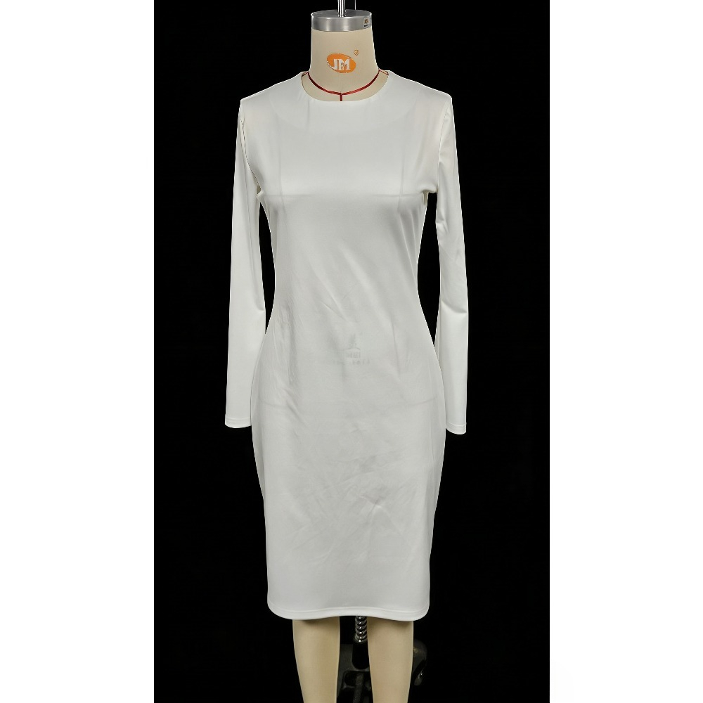 Robe élégante pour soirée, robe moulante mi-longue à imprimé graphique noir et blanc avec manches évasées spectaculaires, robe moderne pour soirée en ville