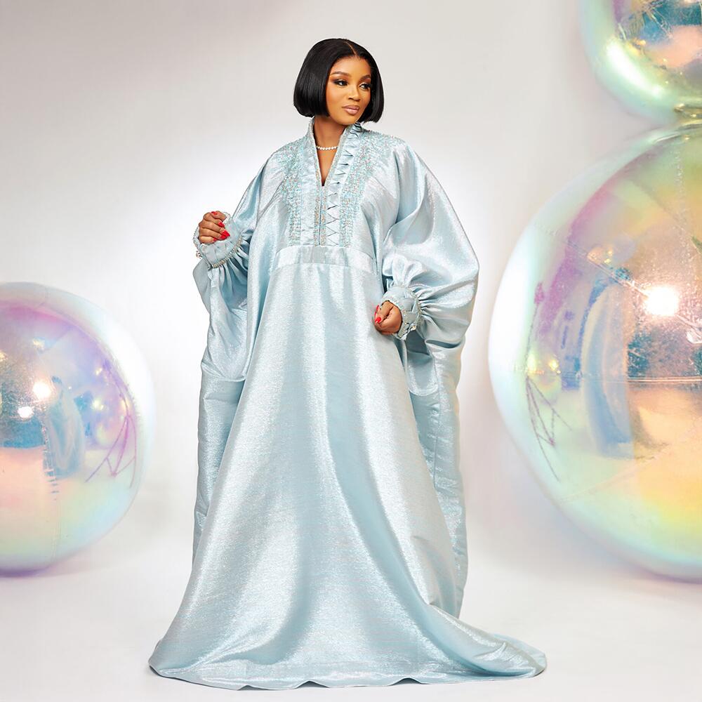 Robes turques élégantes et luxueuses pour femme, collection 2025, col en V, ornées de strass, pour l'église, style Boubou africain