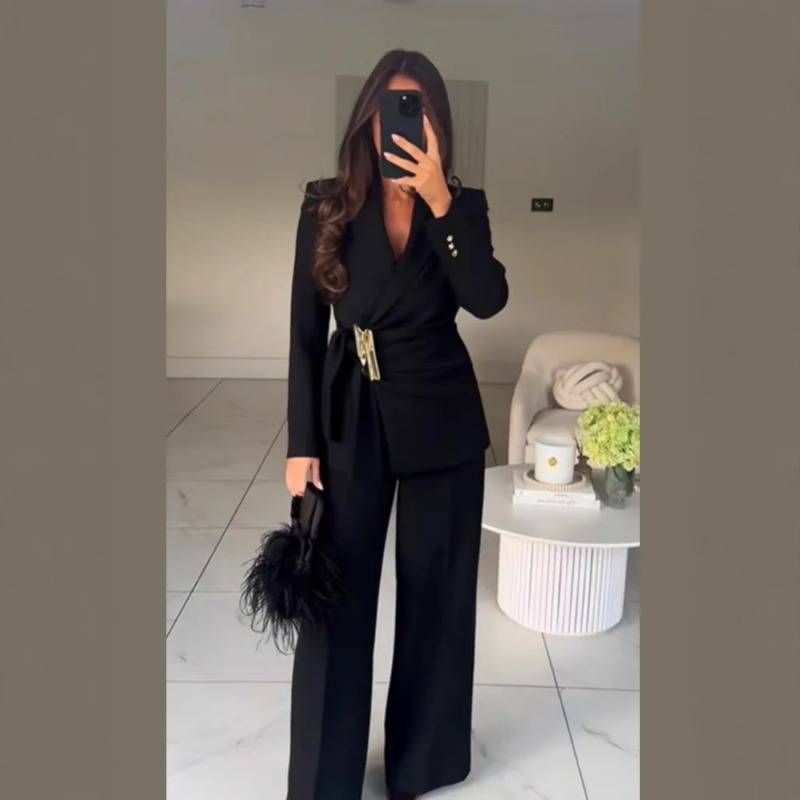 Ensemble tailleur pantalon pour femme, deux pièces, avec blazer à manches longues et pantalon droit, orné de boucles – Tenue chic pour femme