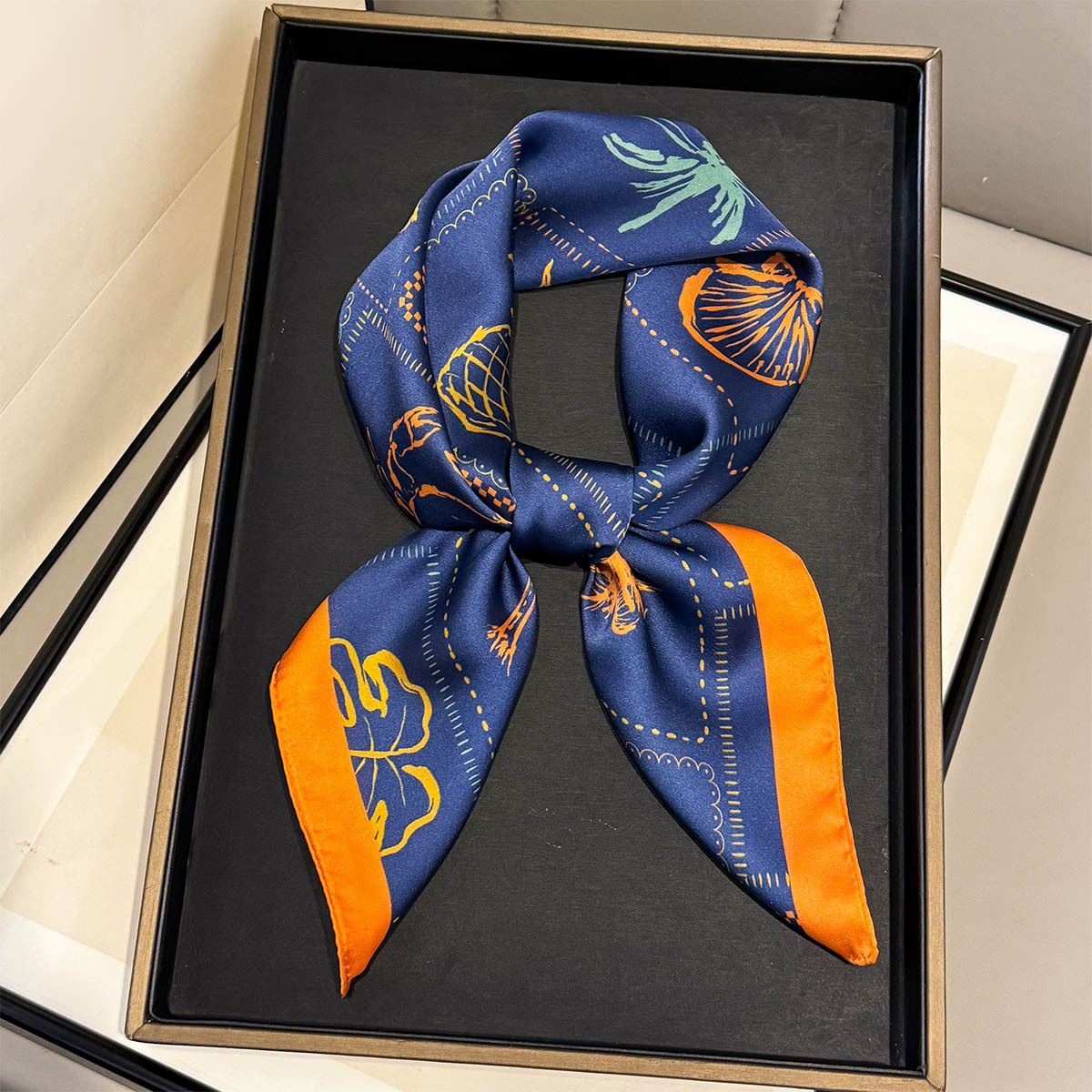 Foulards carrés en soie à imprimé coquillages et arbres pour femmes, écharpes de cou, hijabs décoratifs toutes saisons pour dames