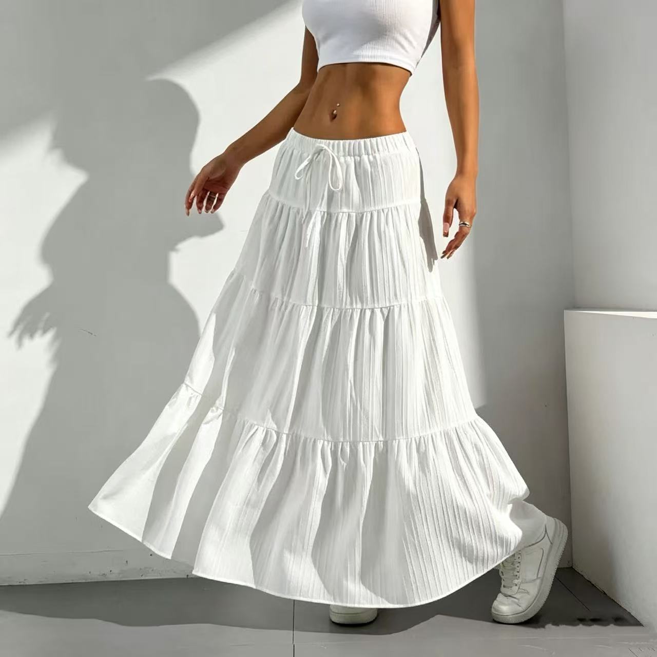 Robe blanche pour femme, coupe ample et épaisse
