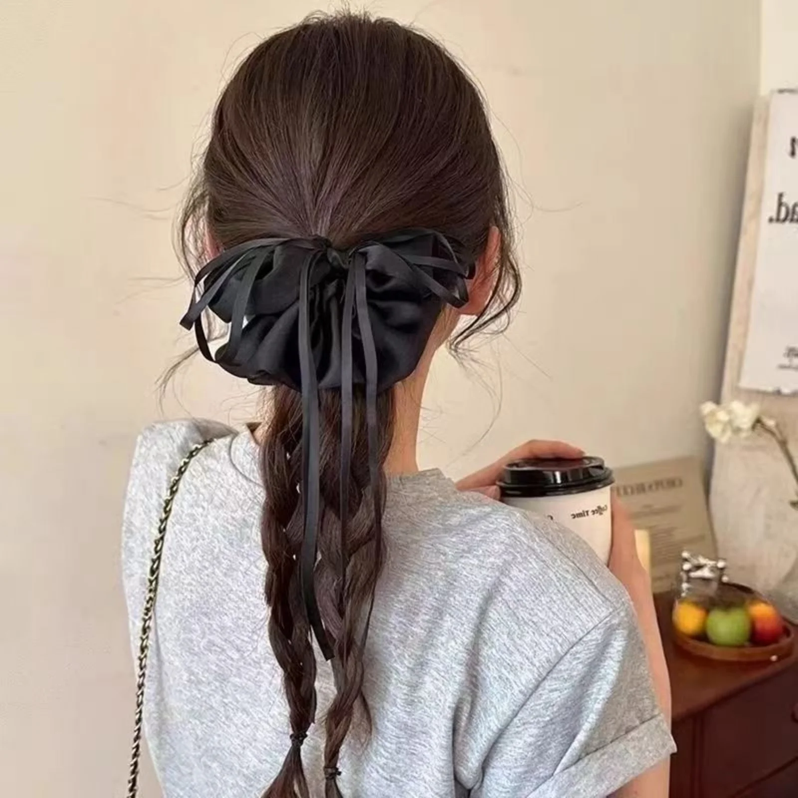 1 élastique à cheveux en satin blanc avec nœud, grand élastique élégant avec long ruban, accessoire capillaire romantique de style mariée pour femme