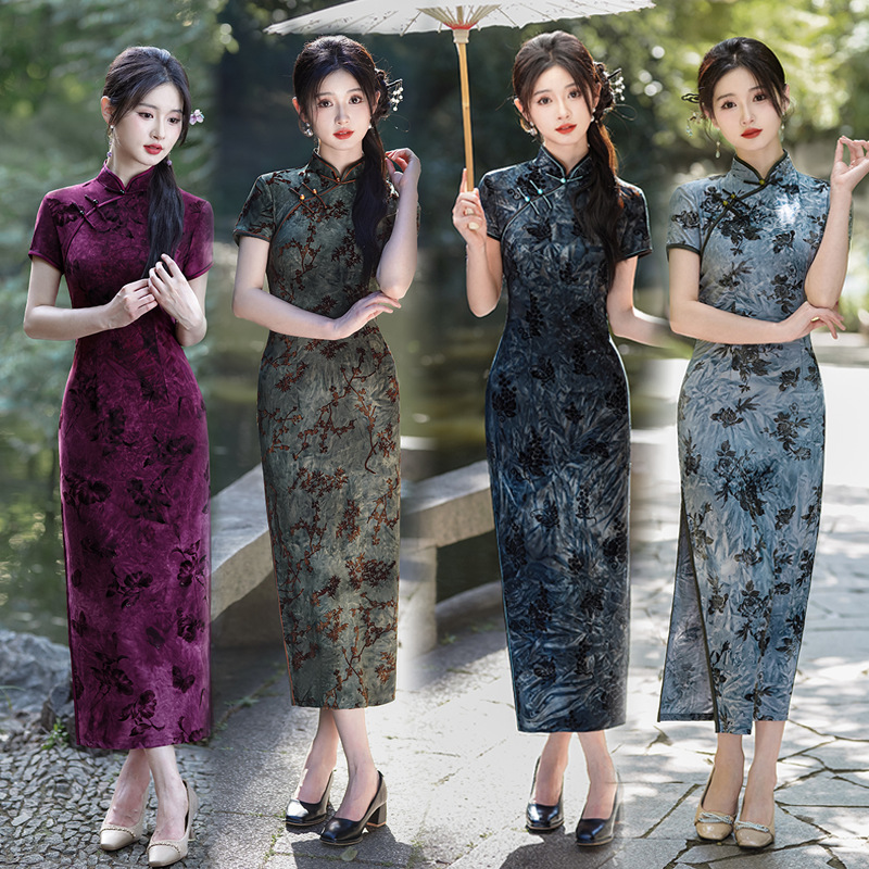 Style chinois 2025 printemps et été nouveau mince rayonne Cheongsam jupe longue tempérament robe rétro avant fendu Qipao robe