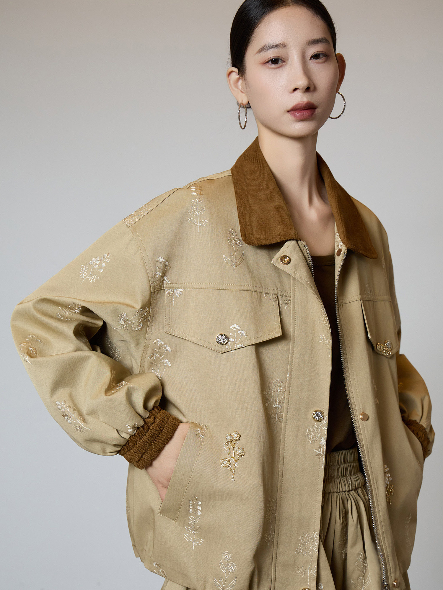 Veste Courte Brodé pour Femme, Manteau Utilitaire Vintage, Coupe Ample Décontractée, Vêtement de Travail Printemps-Automne, Tendance Mode