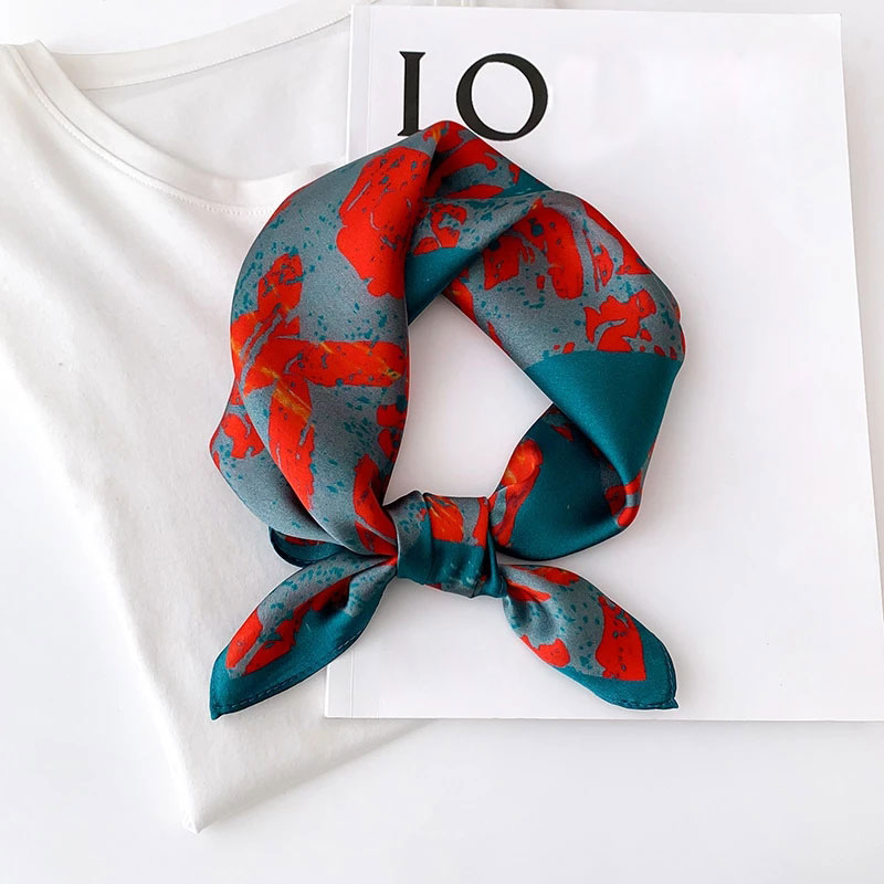 Nouveau 100% véritable soie Satin femmes écharpe 2025 fleur imprimé Foulard Femme carré foulards Bandana châle cadeau pour dame Hijab